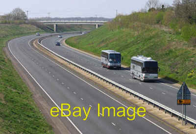 Foto 6x4 Tingewick Umgehung Blick nach Westen mit wenig Verkehr. c2007