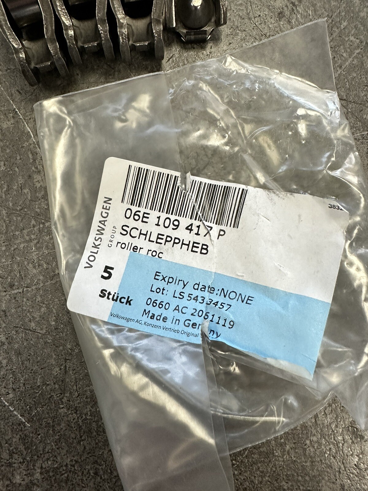 Genuine Audi VW Volkswagen Rocker Arm 06E109417P / 422 0058 100 