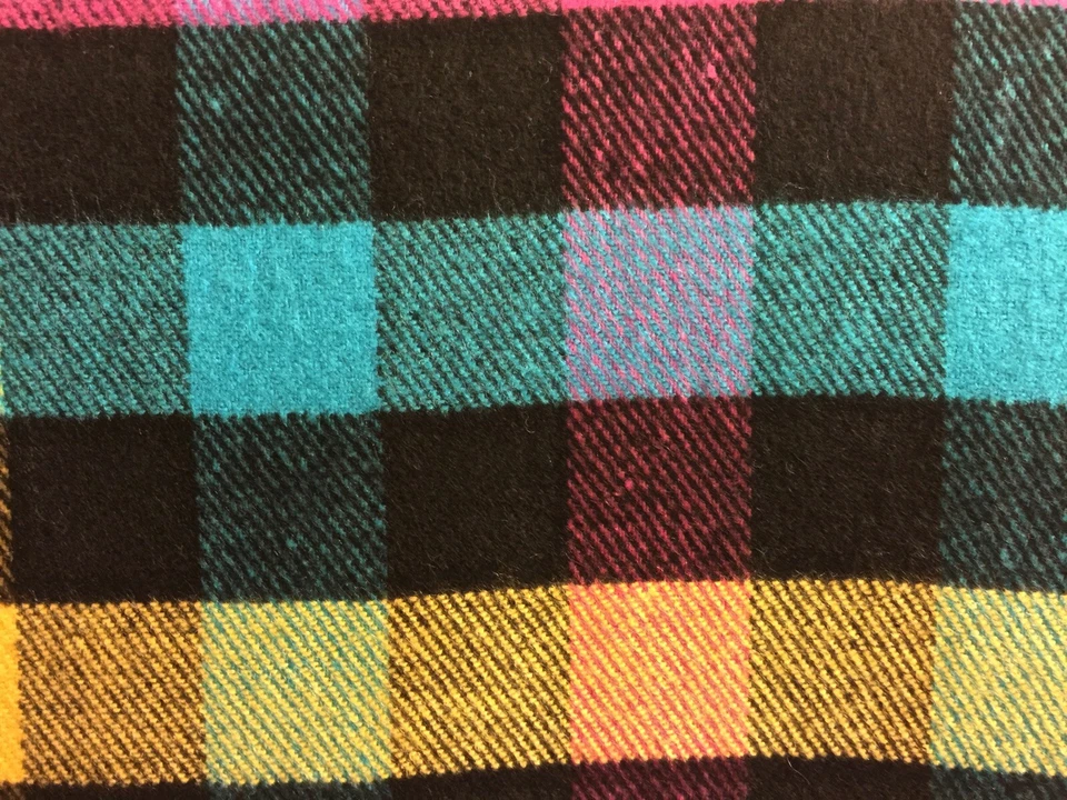 Bufanda de cachemir de peso pesado Stainglass para ventana 100 % cachemir Escocia - Nueva con etiquetas Foto 4 de 4