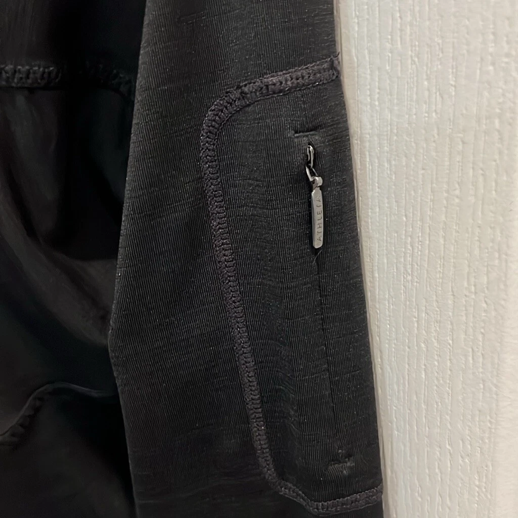 athleta long sleeve zip front shirt