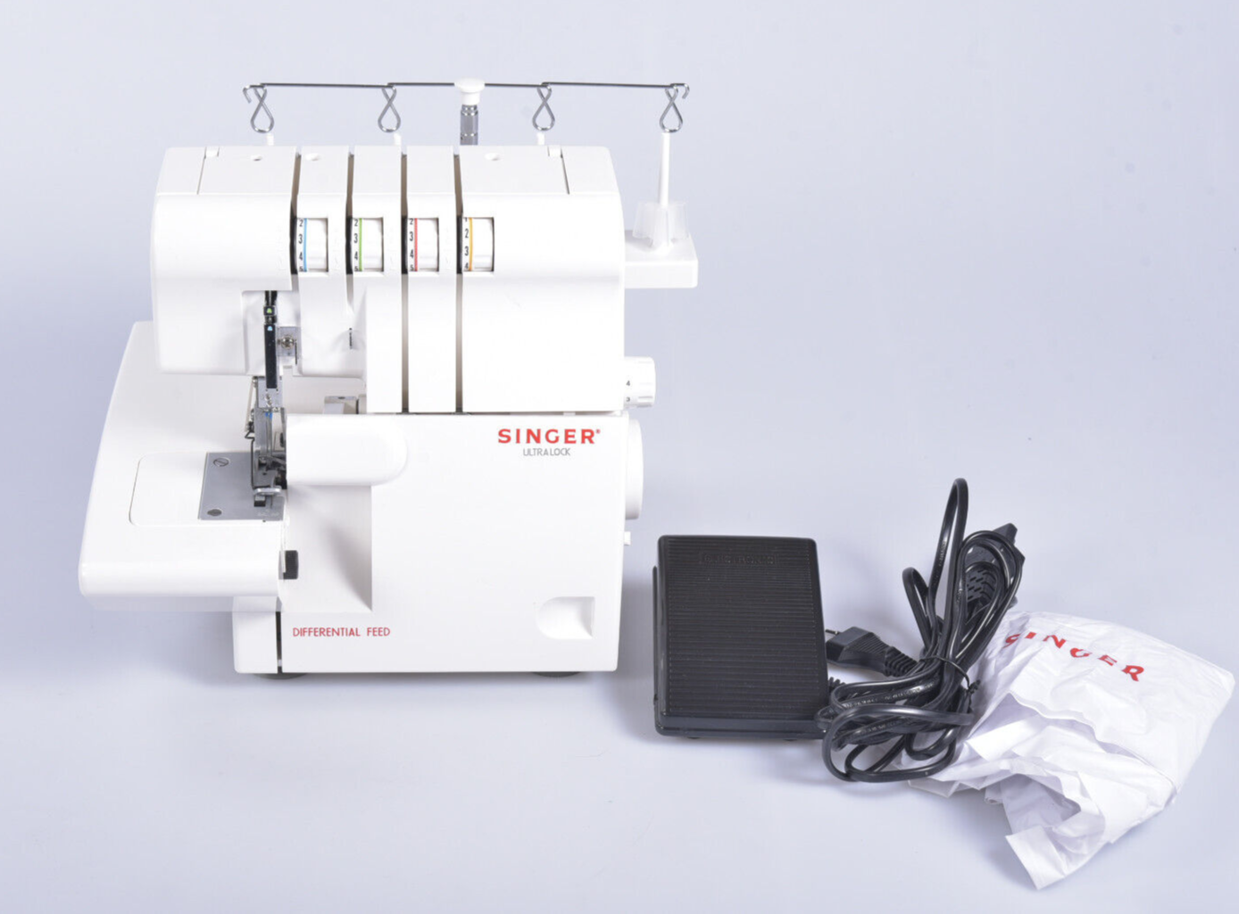 SINGER Ultralock 14SH654 Overlock Nähmaschine 3/4Faden 1300 Stiche/min