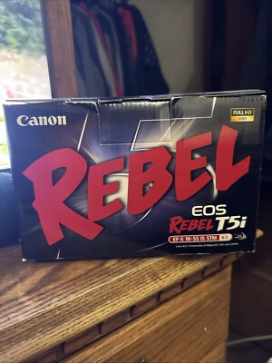 Canon EOS Rebel T5i EF-S 18-55 IS STM Camera Kit - Black