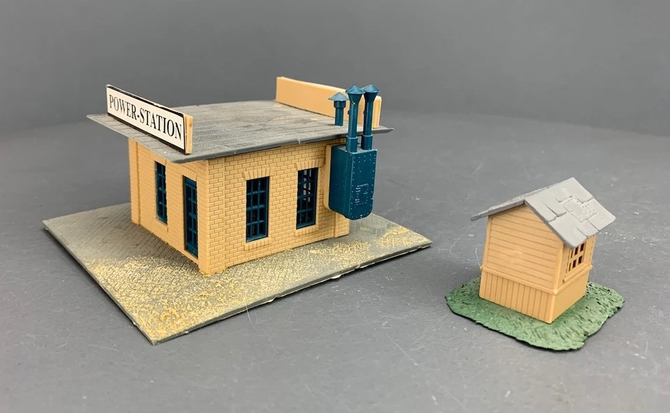 HO Model Power #580 Power Station & Shed Structures Assembled Lighted HO6894 - Image 2 of 4