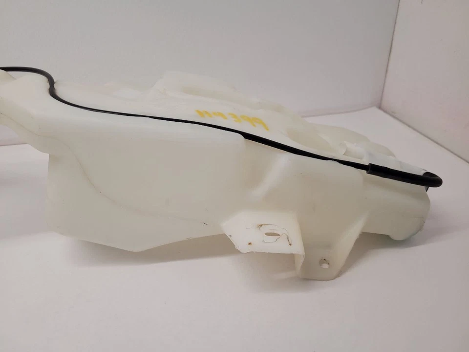 Chevrolet Avalanche 1500 2007-2013 depósito de lavado  Foto 3 de 4