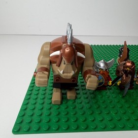 LEGO Castle Dwarves Mine 7036 All Minifigures+Troll Complete With Accessories
