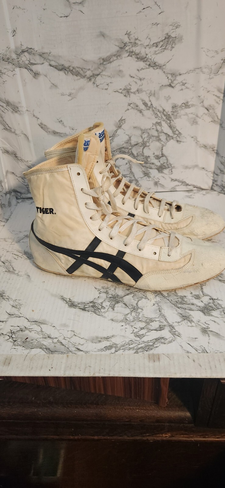 Old School Vintage Asics Onitsuka Tiger Wrestling Shoes White Black