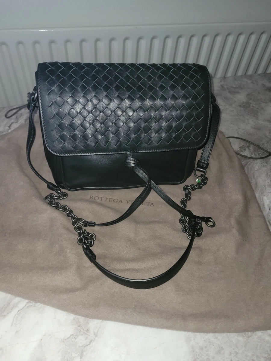 BOTTEGA VENETA Saddle Small Intrecciato Leather Shoulder Bag In Black