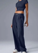 Alo high-waist women's yoga and casual straight-leg pants NEW