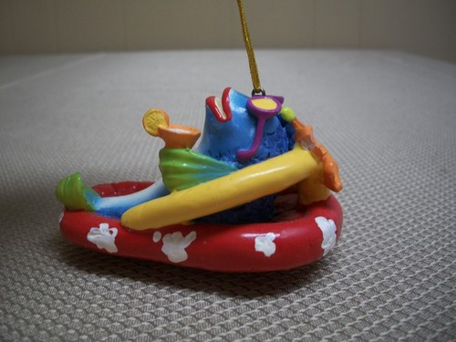 Lounging Fish in Flip Flop Tropical Vacation Drink Sunglasses Christmas Ornament - Picture 4 of 7