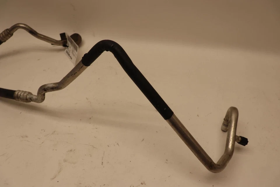 AUDI S5 2013-2017 AIRE ACONDICIONADO AIRE ACONDICIONADO MANGUERA DE SUCCIÓN OEM Foto 3 de 4