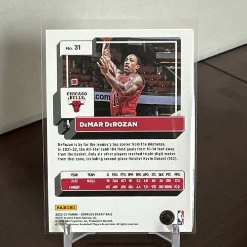 DeMar DeRozan 2022-23 Panini Donruss Green Laser Chicago Bulls #31 - Picture 2 of 2