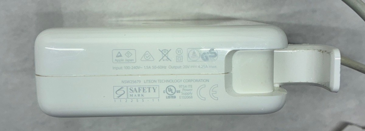【新品】Apple 85W MagSafe 2 Power Adapter Genuine Apple 85W MagSafe 2 Adapter MacBook Pro w/ Retina