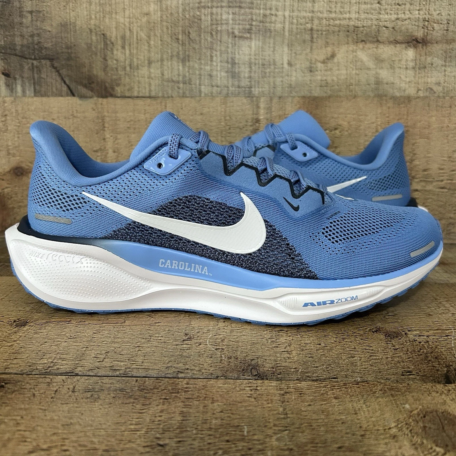 Nike Air Zoom Pegasus 41 UNC Tarheels PE Mens 9 Blue White FZ5149-400 NEW