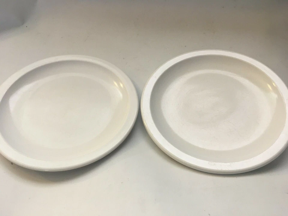 Vintage Texas Ware 2 Plates Melamine White Dishware Kitchen Ware - Image 4 of 4