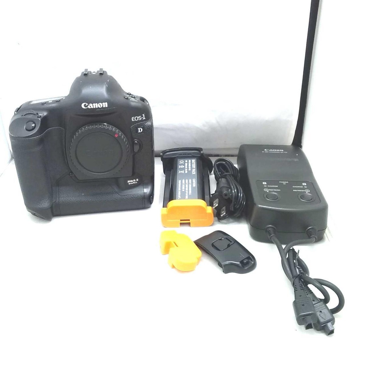 I21/5903A-9☆美品☆Canon EOS-1 D MarkII ボディ