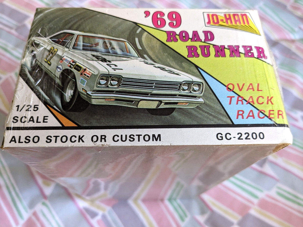 L@@K! *RARE **FACTORY-SEALED VINTAGE JO-HAN 1969 PLYMOUTH ROAD