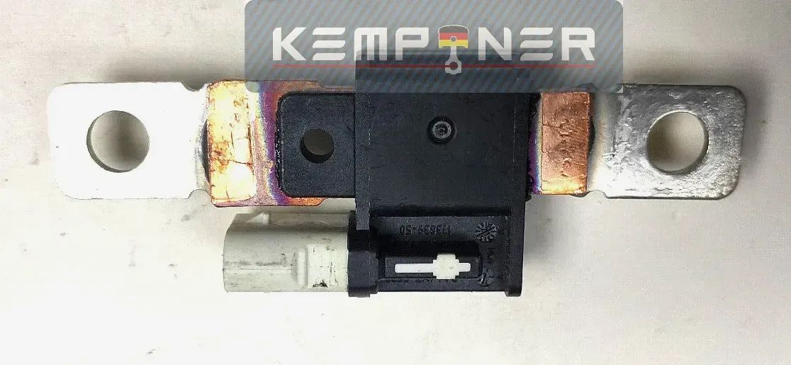 NOA様　3点 2012-2018 Original Ford Focus MK3 Hella Sensor Battery