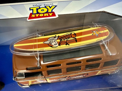 SHIPS FREE! Jada Disney Pixar TOY STORY Woody & Volkswagen 21 Window T1 VW Bus - Picture 10 of 15