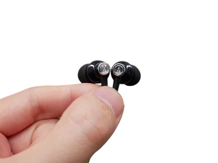 Audio technica ATH-CK400i In-Ear Headphones with Remote control