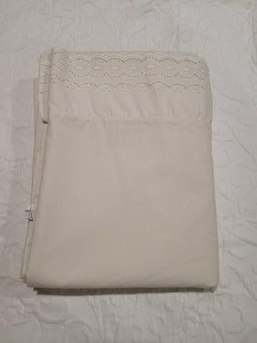Vntg. Wamasutta Queen Sz Flat Sheet Ivory Eyelet Lace Shabby Chic Cottage Core. - Picture 2 of 3