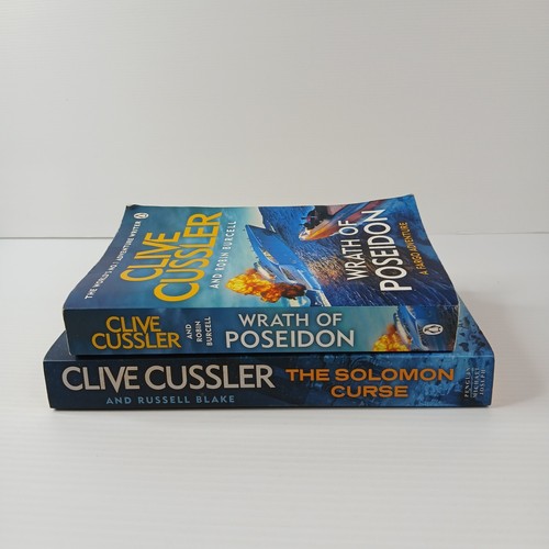 2 x Clive Cussler Books Fargo Adventure Solomon Curse Paperback - Picture 7 of 14