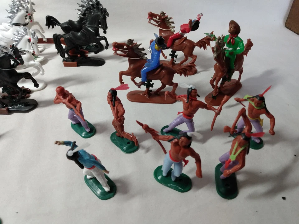 LOTE de vaqueros e indios de colección Reisler Swoppets vagón cubierto diligencia caballos Foto 4 de 4