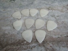 10 DUNLOP NYLON GUITAR PICKS - 351 TYPE - GLOW IN THE DARK - MED / HEAVY 1.07 mm