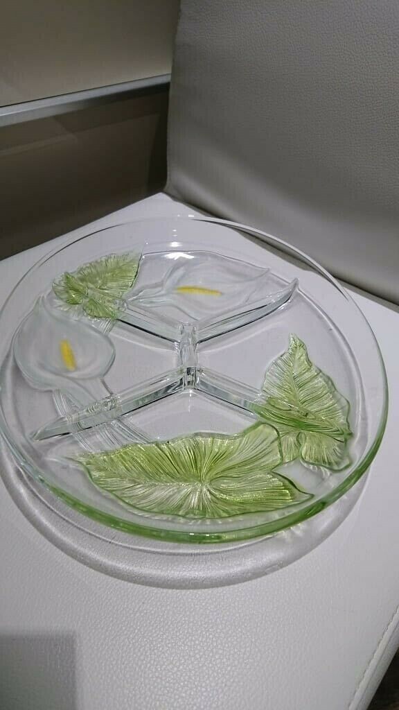 Glass sharing plate