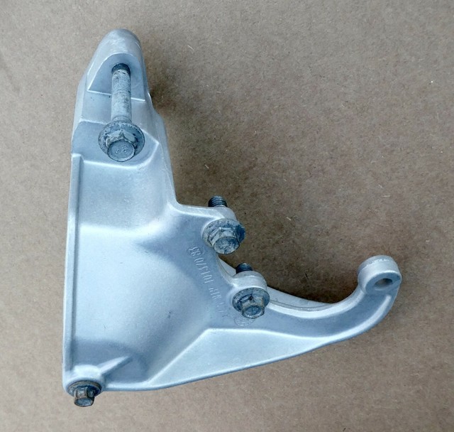10137083 Chevy S10 Blazer GMC S15 Jimmy 2.8 L Power Steering Bracket for sale online eBay
