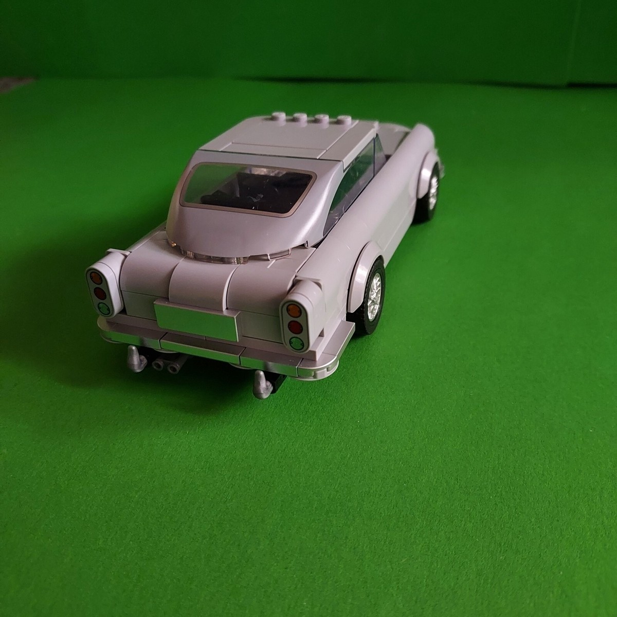 LEGO #76911 SPEED CHAMPIONS- 007 JAMES BOND ASTON MARTIN DB5- NO