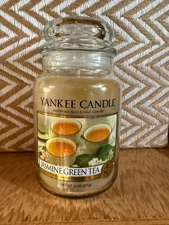 Yankee Candle Large Candle Jar 22OZ (MULTIPLE SCENTS)