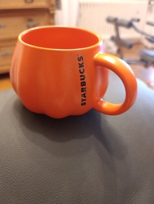 Starbucks Mug Tasse Becher Pumpkin Kürbis orange schwarzer Schriftzug 12oz NEU