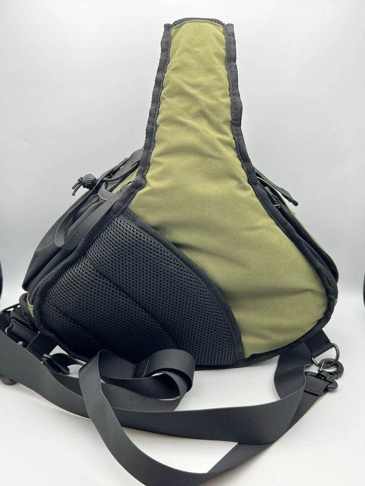 CADEN Verde Bandolera Bolsa para Cámara Mochila Estuche para Cámara Impermeable Usado en Excelente Condición Foto 2 de 4
