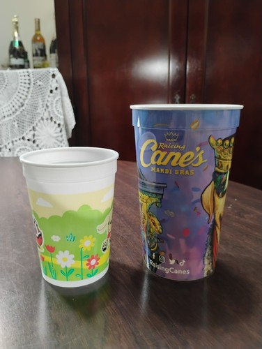 2 Tazas - Bastones de Levantamiento Terrance Osborn Coleccionistas Mardi Gras 5 3/4 Alto con Niño - Imagen 8 de 14