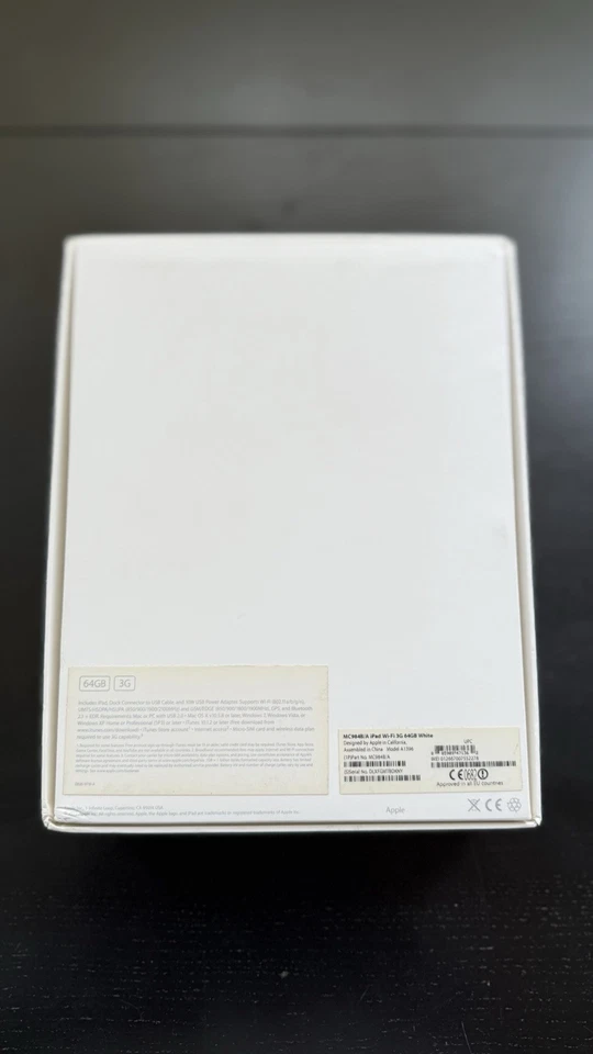 Apple iPad 2 64GB Wi-Fi Unlocked 9.7" - Very Good Condition - Image 3 of 3