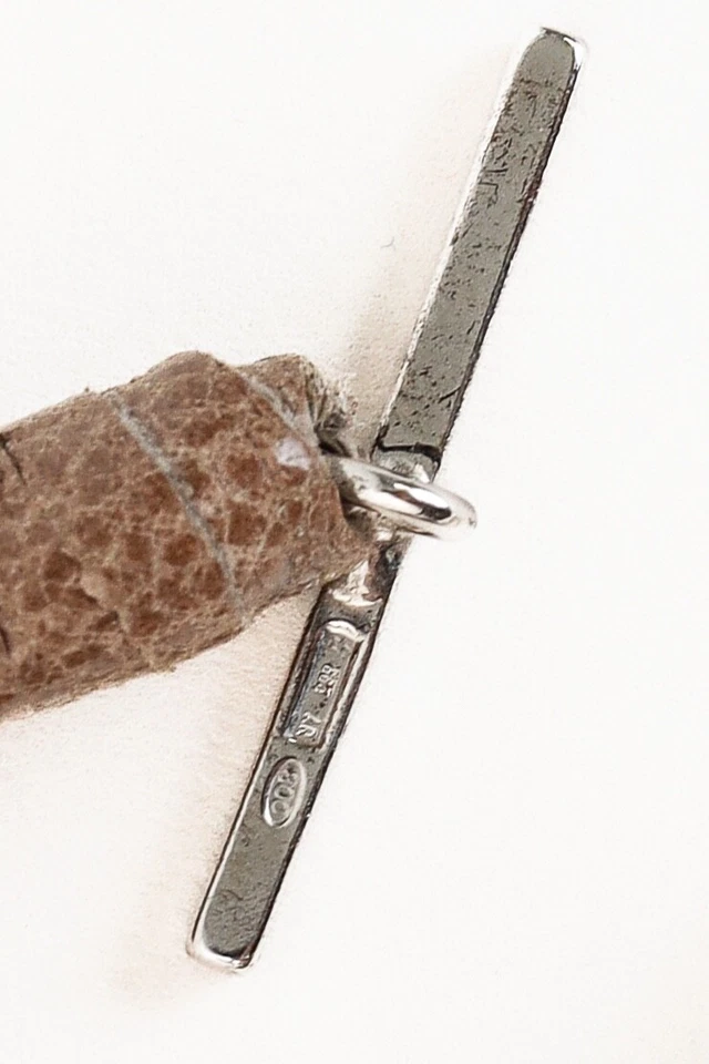 Collar babero Brunello Cucinelli piedra rosa y cuero Foto 4 de 4