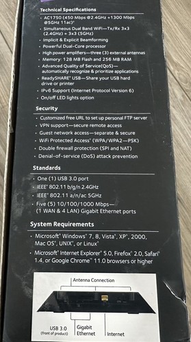 NETGEAR R6700v3 Nighthawk AC1750 Smart WiFi Router - R6700-100NAS - Open Box - Afbeelding 4 van 4