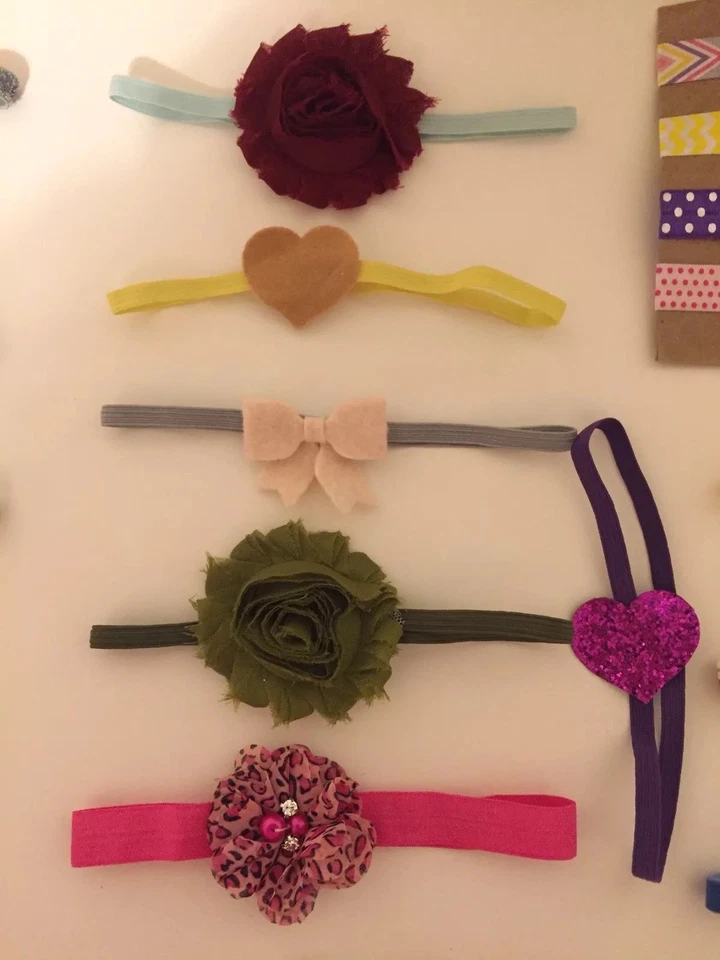 Lot of 24 Baby Girl Hair Bows Baby Headband Newborn Toddler Flowers Hearts - Image 4 of 4