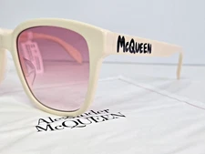NWT Alexander McQueen AM0331SK 004 56-17-145 Sunglasses White Pink Square +Case