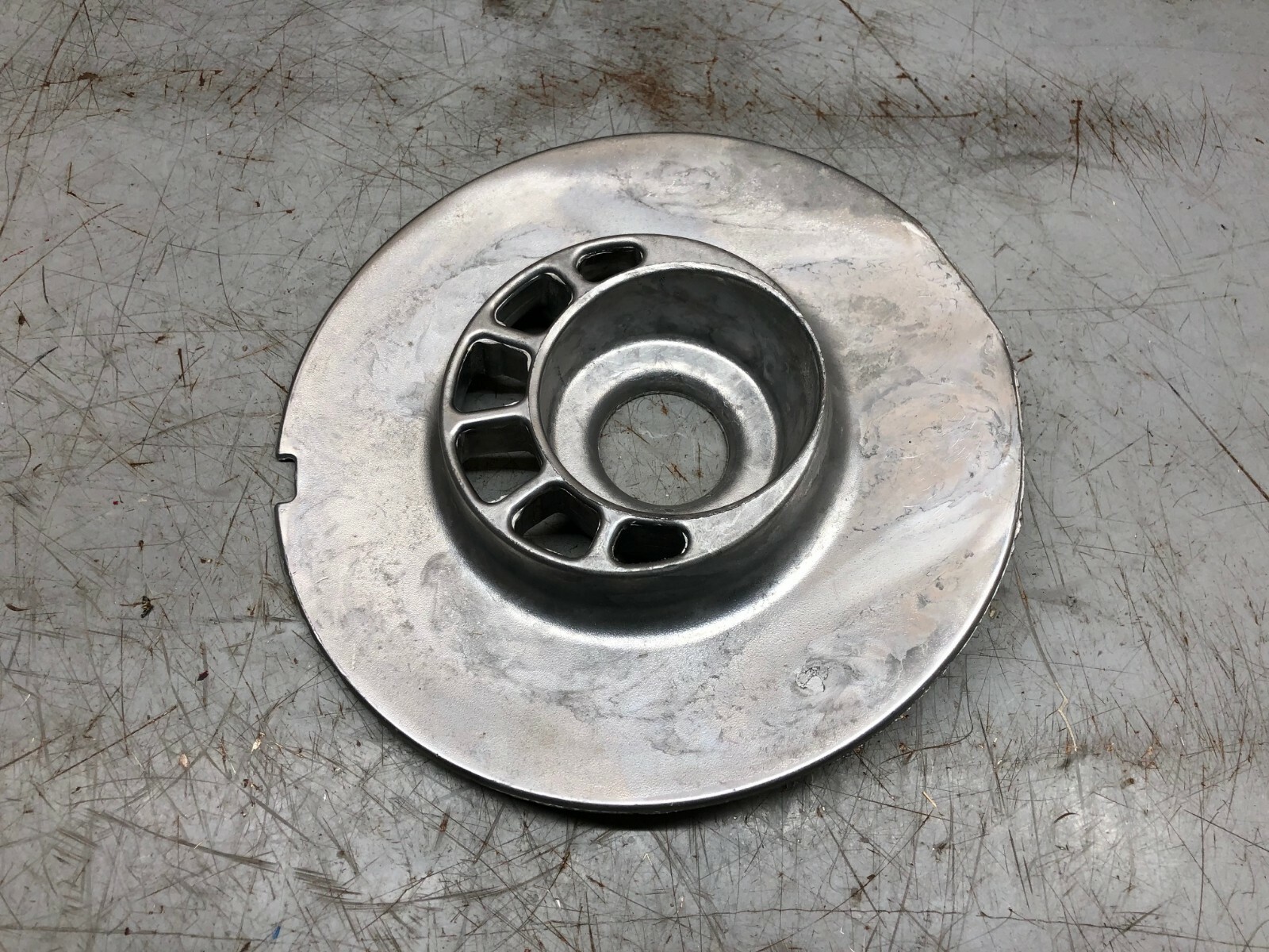 NEW OEM MOPAR FRONT SUSPENSION SPRING ISOLATOR SEAT TOWN & COUNTRY ...