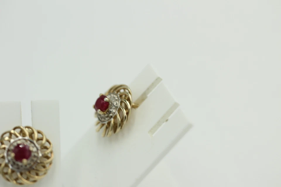 Nobile 0,70 Carati Rubino Orecchini,Orecchini 925 Argento,Placcato Oro Gioiello - Immagine 3 di 4