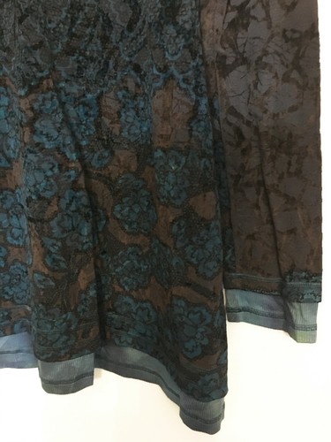 Beate Heymann Long-Sleeve Top Black and Blue Floral Design - Size 10 - (#10) - Picture 5 of 8