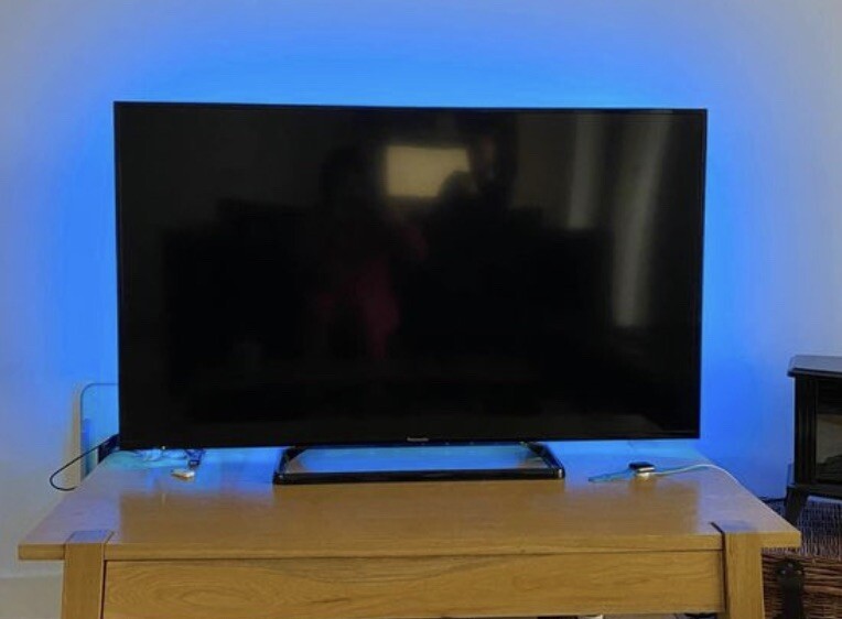Panasonic 50インチ 50 Inch Panasonic TV With LED Strip | eBay