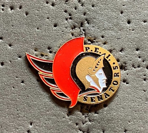 Prince Edward Island Senators 1994-1996 Logo AHL Hockey Pin - Foto 1 di 2