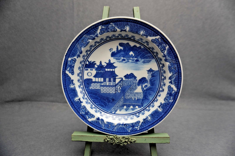 Rare Chinese Late Canton Period blue and white Porcelain 7 3/4" Plate (24)