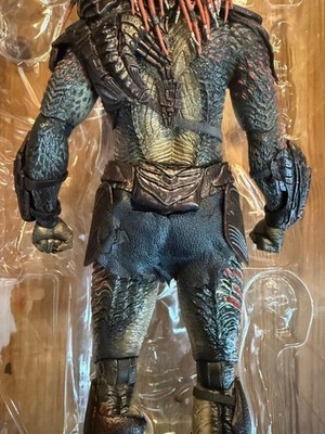 Hot Toys Berserker Predator Figure Used From Japan | eBay