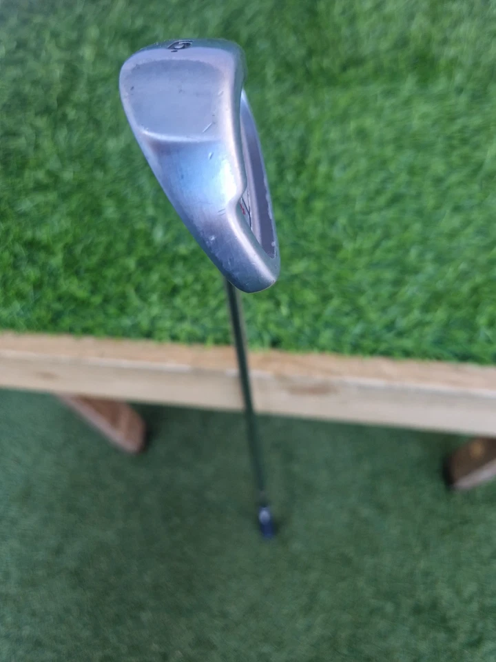 Cleveland CG4 #6 Iron - Regular Flex Steel Shaft - Right Handed - Image 4 of 4