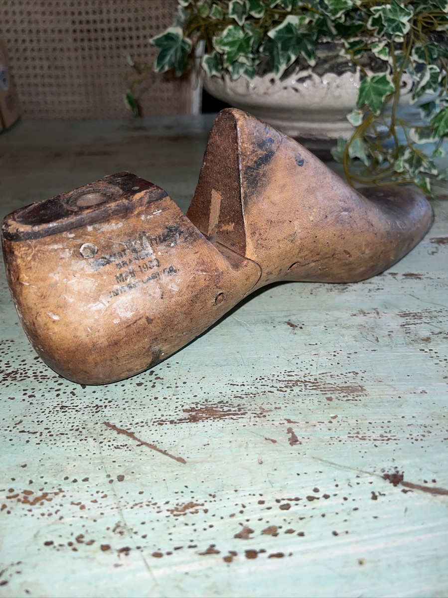 Vintage Wooden Shoe Form Stewart & Potter Mold Size 9E Rustic