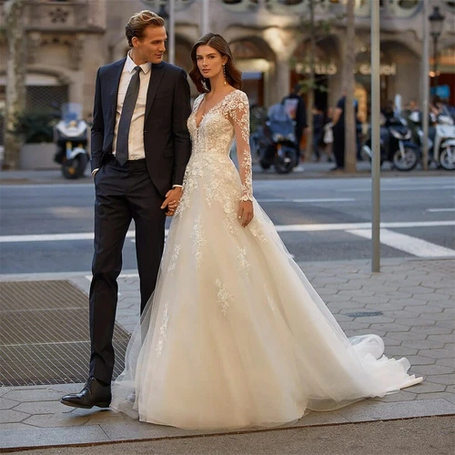 Elegant A-Line Wedding Dresses V-Neck Long Sleeves Lace Appliques Bridal Gowns - Picture 4 of 8
