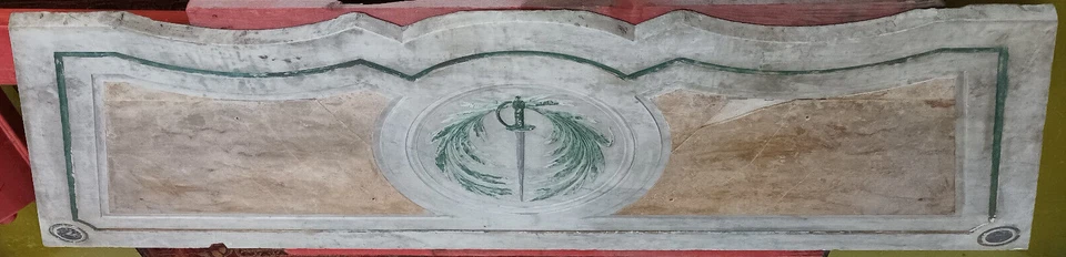 Fronton d'église en marbre XIXe - Photo 4/4